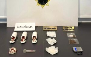 samsunda uyusturucu operasyonu 6 gozalti cok sayida ele gecirilen madde bU23OXSp.jpg